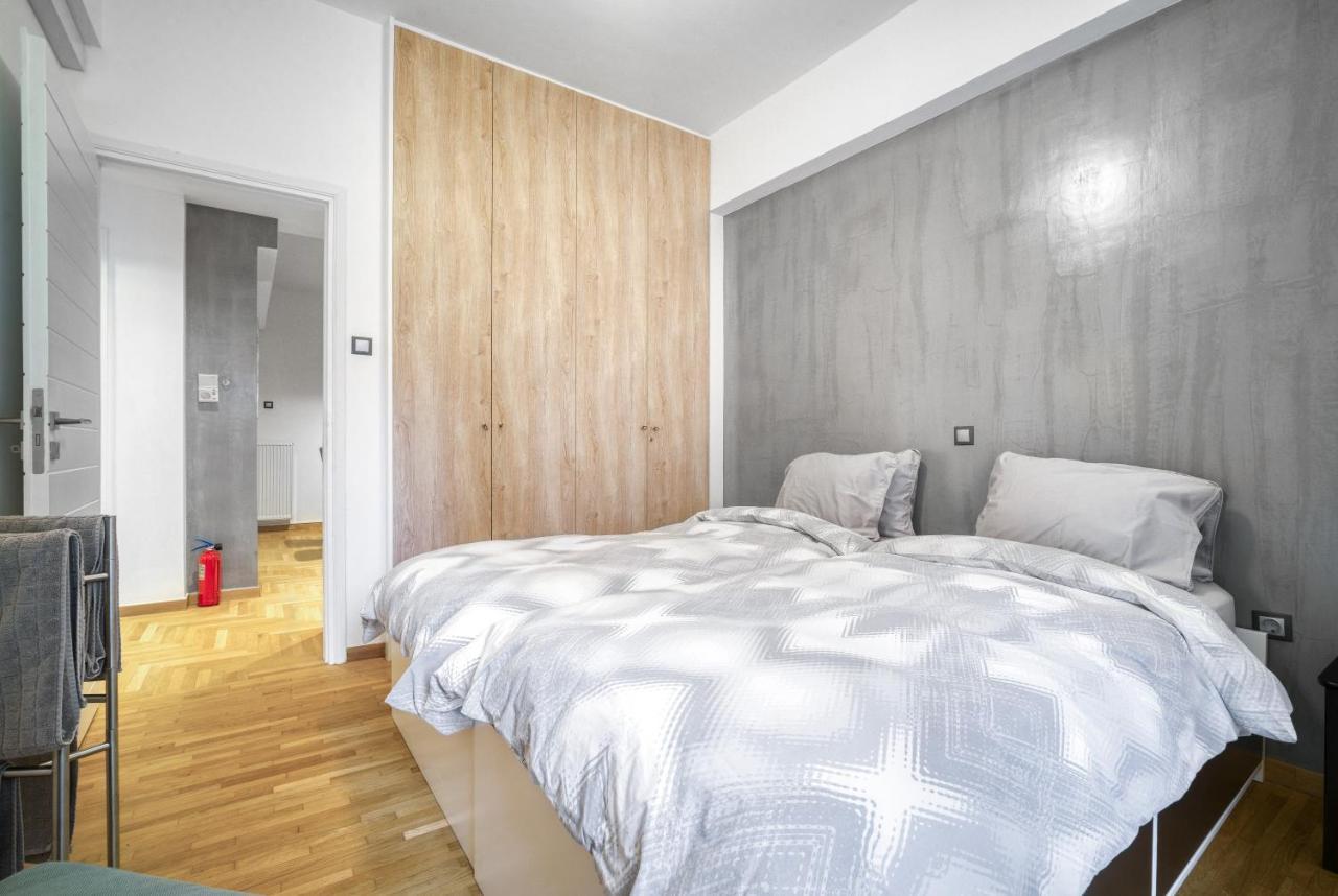 Delightful Stylish Two Bedroom Condo In Hip Area Of Central Athens Atenas Exterior foto