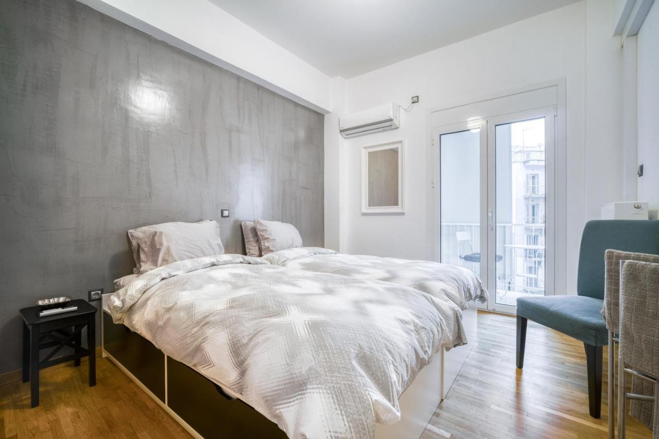 Delightful Stylish Two Bedroom Condo In Hip Area Of Central Athens Atenas Exterior foto