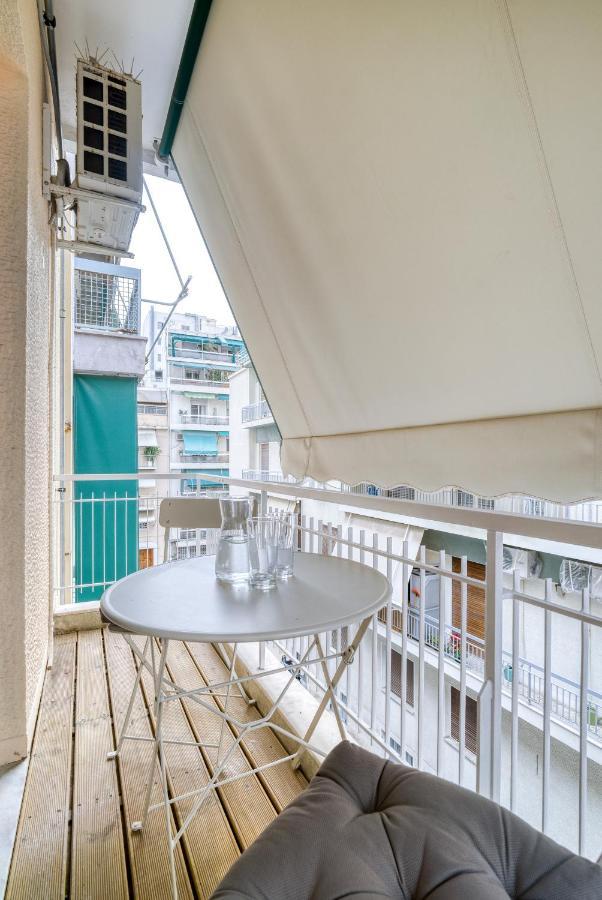 Delightful Stylish Two Bedroom Condo In Hip Area Of Central Athens Atenas Exterior foto